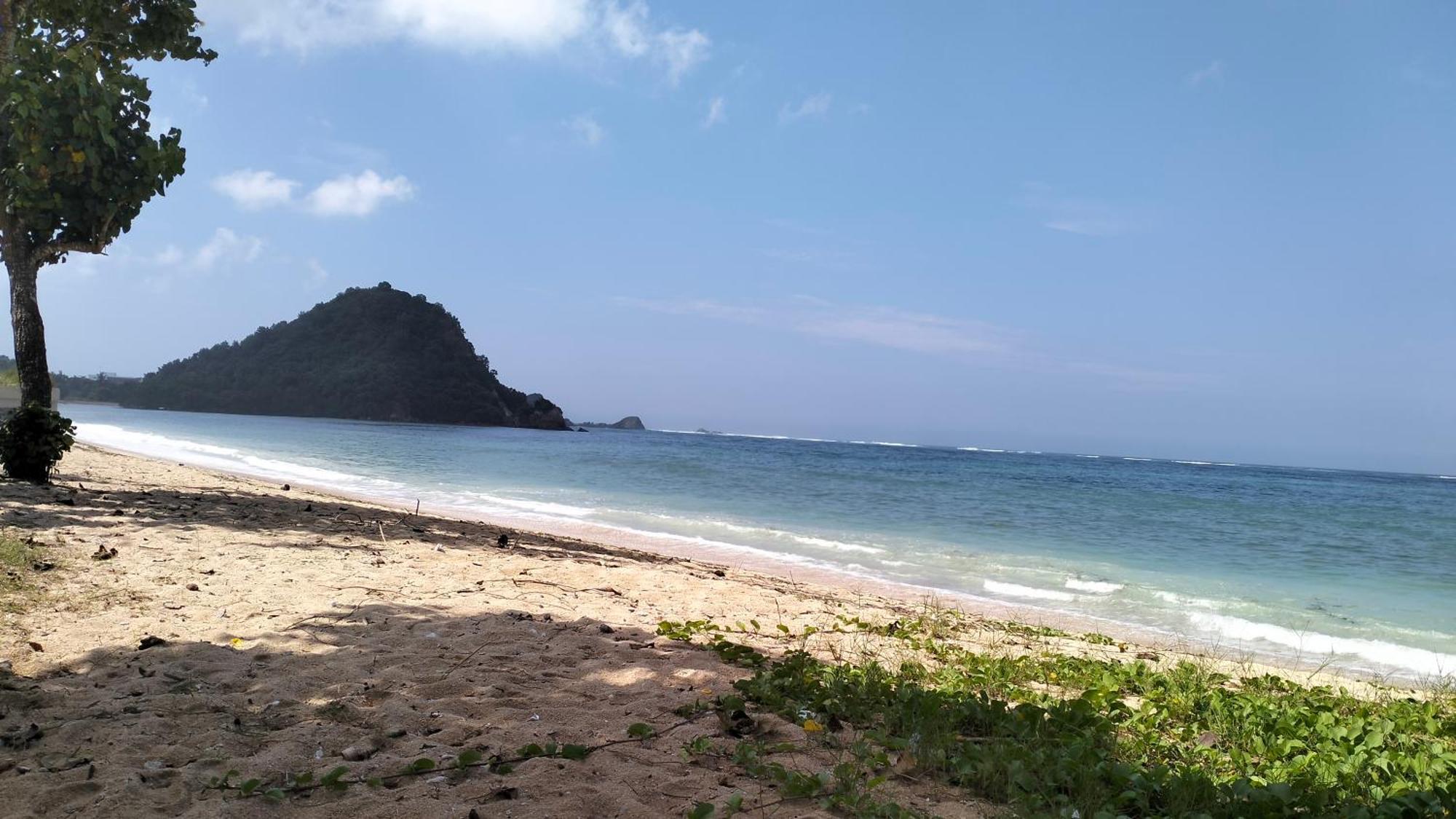 Putri Nyale Bungalow Kuta  Exterior foto