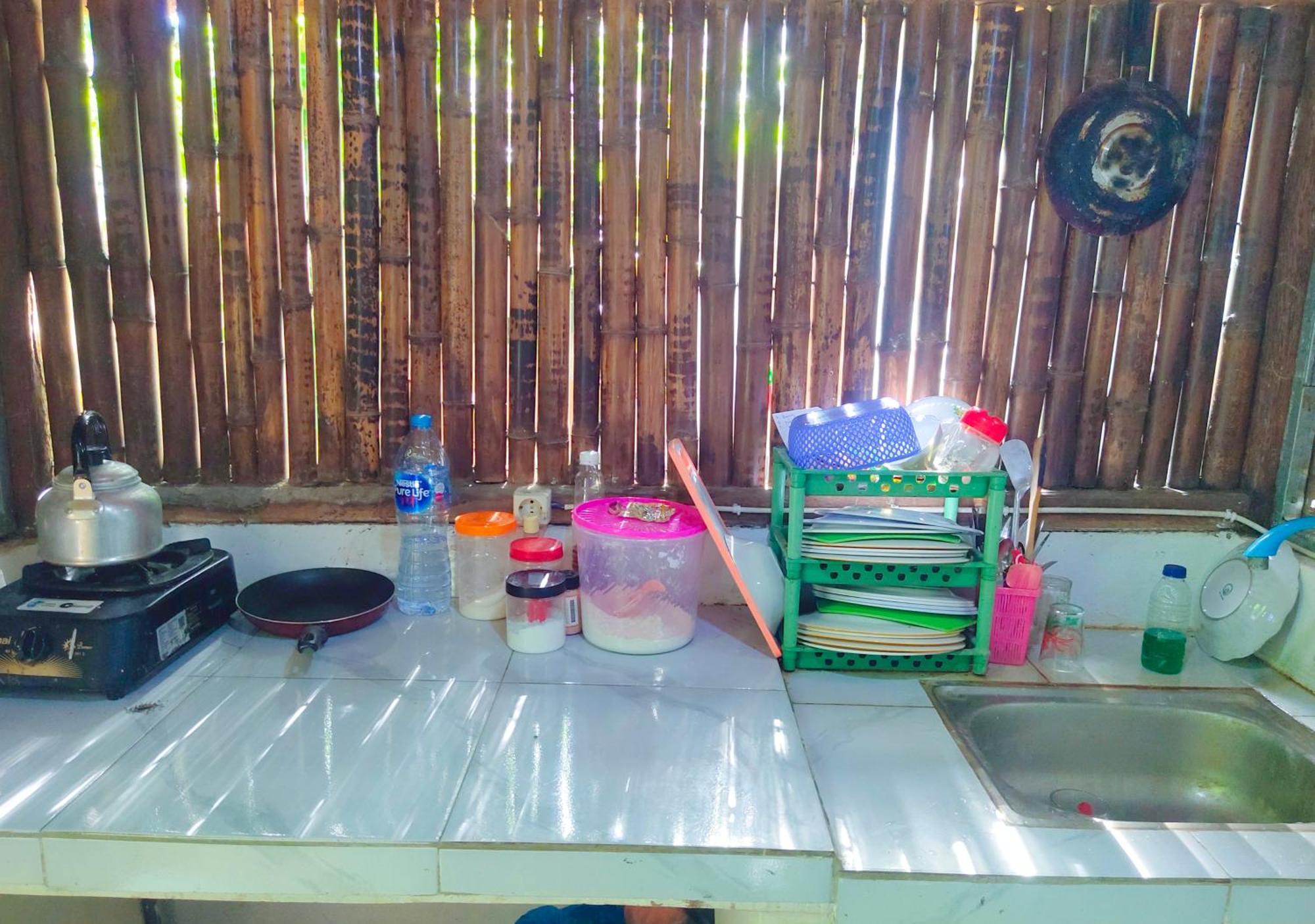 Putri Nyale Bungalow Kuta  Exterior foto
